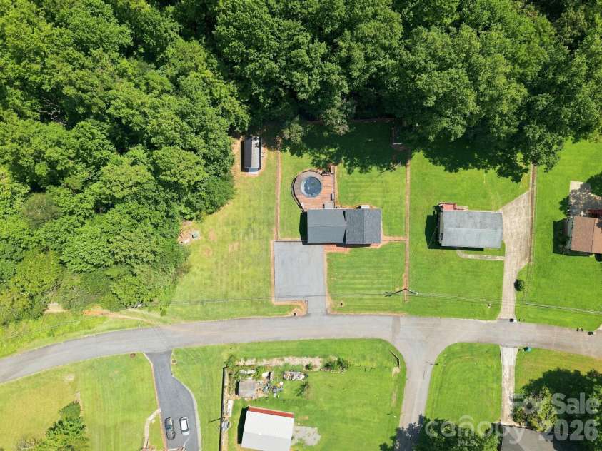 3730 Sedgefield Drive, Conover, NC 28613.  MLS# CAR4362966, YatesRealty ID 30959. 