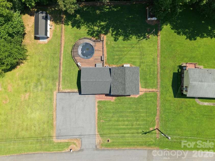 3730 Sedgefield Drive, Conover, NC 28613.  MLS# CAR4362966, YatesRealty ID 30959. 