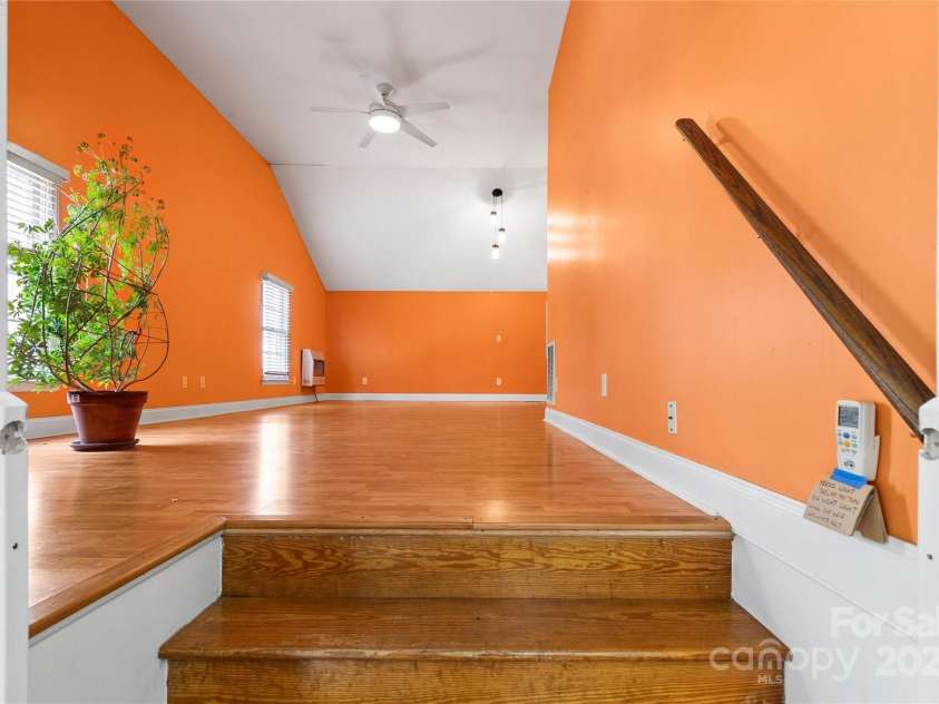 601 Elmwood Circle, Dallas, NC 28034.  MLS# CAR4278259, YatesRealty ID 30959. 