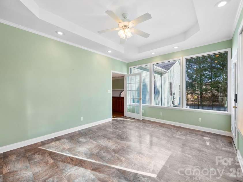 601 Elmwood Circle, Dallas, NC 28034.  MLS# CAR4338547, YatesRealty ID 30959. 