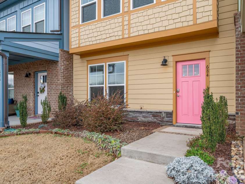 684 Dunkins Ferry Road, Rock Hill, SC 29730.  MLS# CAR4341419, YatesRealty ID 3096. 