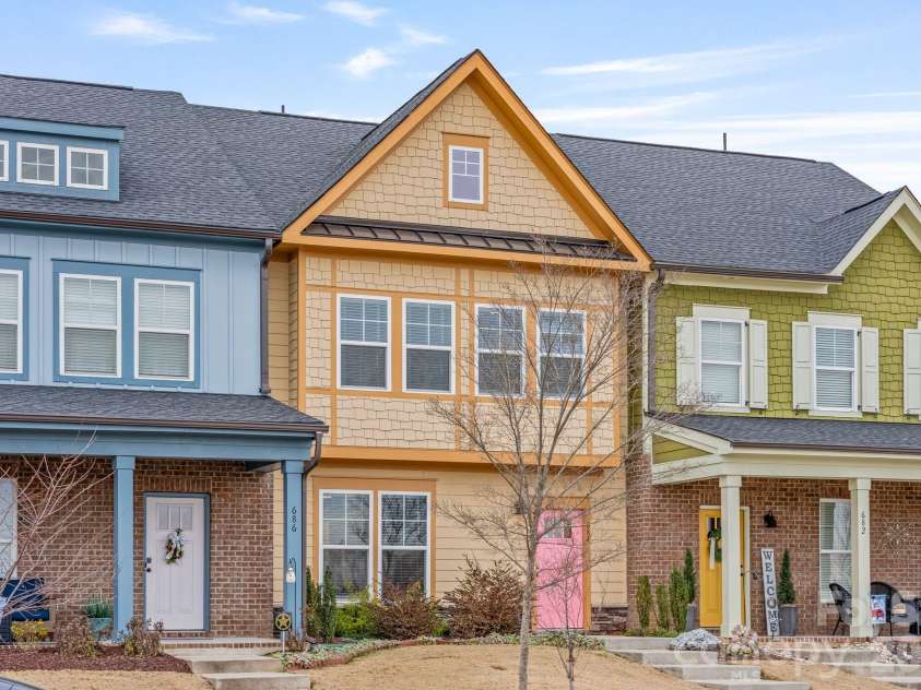 684 Dunkins Ferry Road, Rock Hill, SC 29730.  MLS# CAR4341419, YatesRealty ID 3096. 