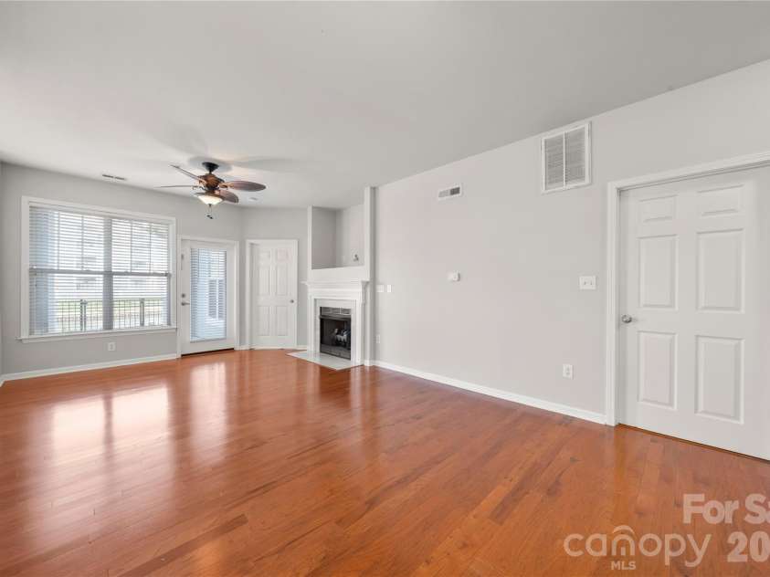 18730 Nautical Drive, Cornelius, NC 28031.  MLS# CAR4379753, YatesRealty ID 30960. 