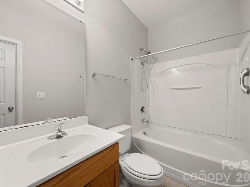 18730 Nautical Drive, Cornelius, NC 28031.  MLS# CAR4379753, YatesRealty ID 30960. 