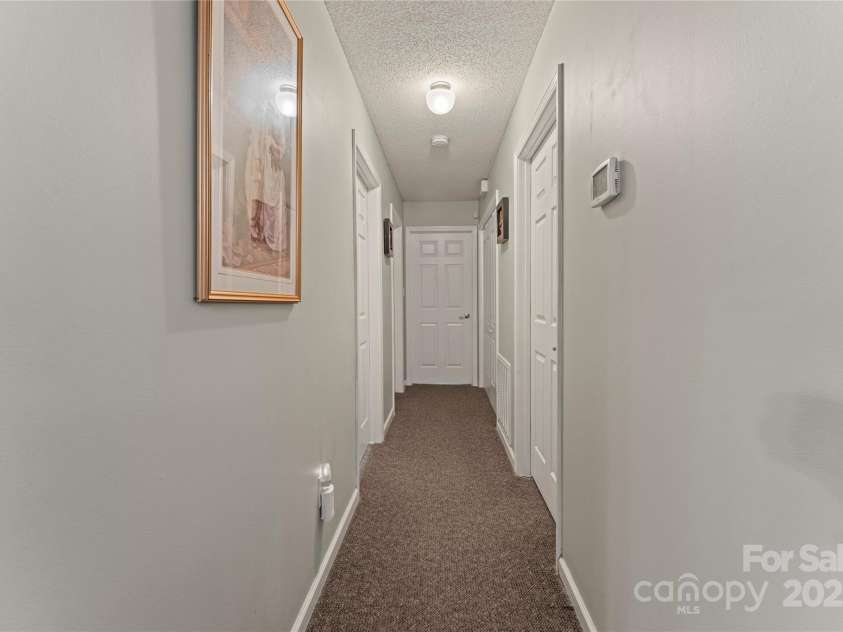 707 Battleground Road, Lincolnton, NC 28092.  MLS# CAR4289540, YatesRealty ID 30960. 