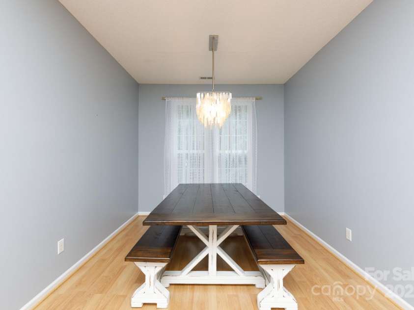 14006 Hatton Cross Drive, Charlotte, NC 28278.  MLS# CAR4285617, YatesRealty ID 30961. 