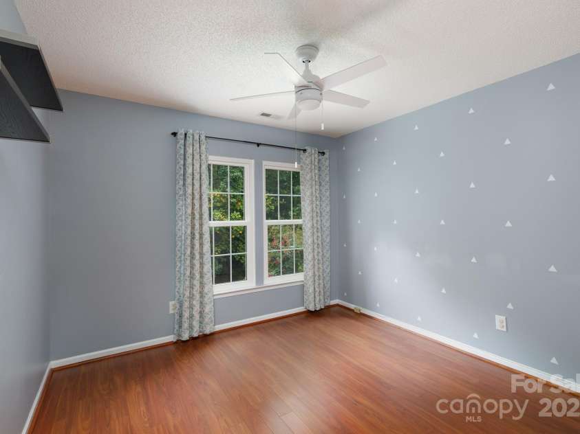 14006 Hatton Cross Drive, Charlotte, NC 28278.  MLS# CAR4285617, YatesRealty ID 30961. 