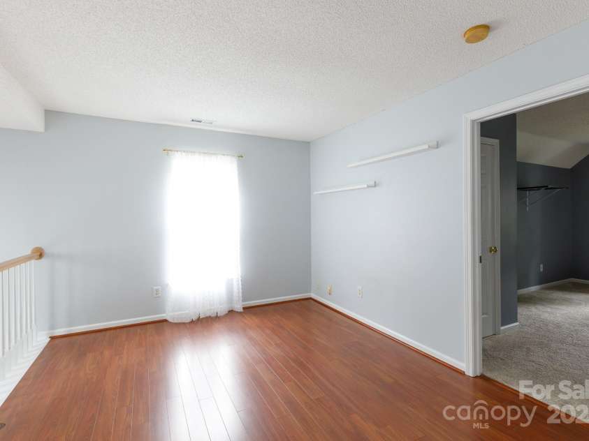 14006 Hatton Cross Drive, Charlotte, NC 28278.  MLS# CAR4285617, YatesRealty ID 30961. 