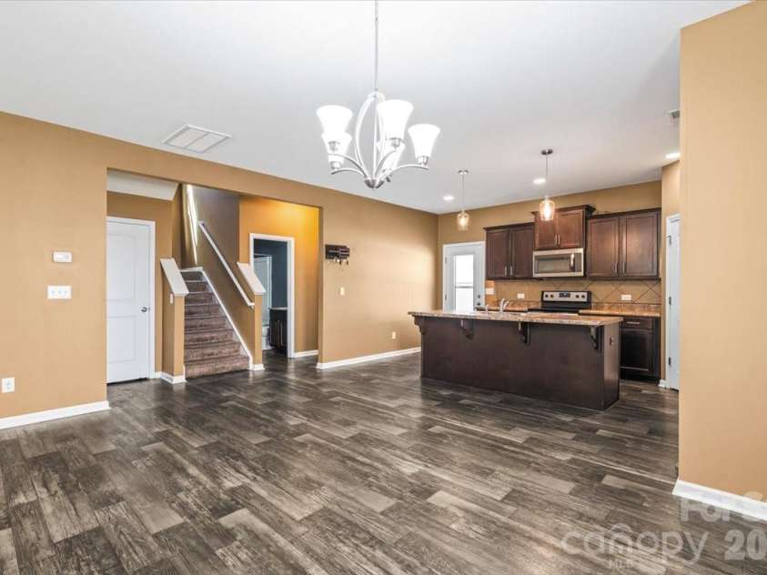 360 Bellingrath Boulevard, Rock Hill, SC 29730.  MLS# CAR4388159, YatesRealty ID 30962. 