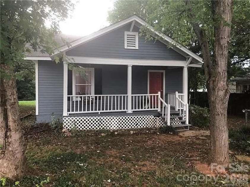 23 Lineberger Street, Lowell, NC 28098.  MLS# CAR4390140, YatesRealty ID 30963. 