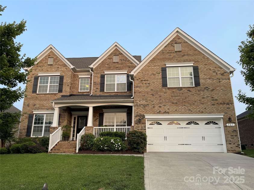 707 Five Leaf Lane, Waxhaw, NC 28173.  MLS# CAR4266012, YatesRealty ID 30963. 
