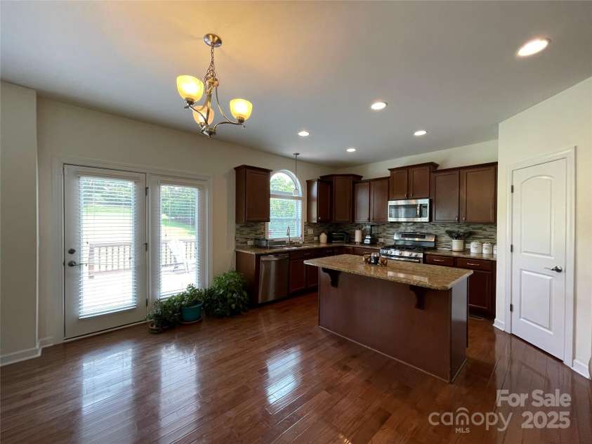 707 Five Leaf Lane, Waxhaw, NC 28173.  MLS# CAR4266012, YatesRealty ID 30963. 