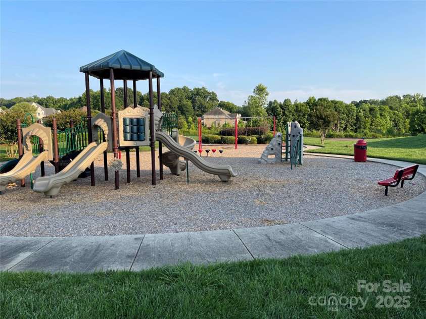 707 Five Leaf Lane, Waxhaw, NC 28173.  MLS# CAR4266012, YatesRealty ID 30963. Children Play Area