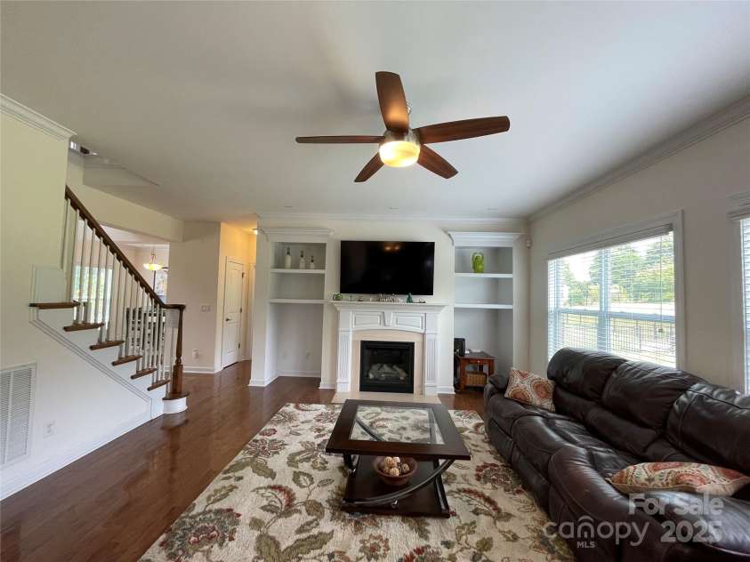 707 Five Leaf Lane, Waxhaw, NC 28173.  MLS# CAR4266012, YatesRealty ID 30963. Family Room