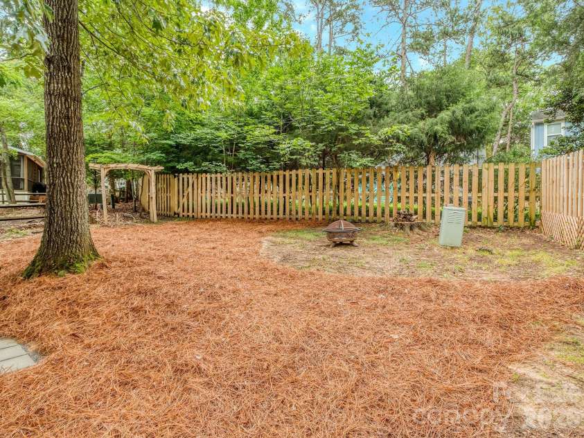 27043 Tidal Way, Fort Mill, SC 29708.  MLS# CAR4392019, YatesRealty ID 30966. 