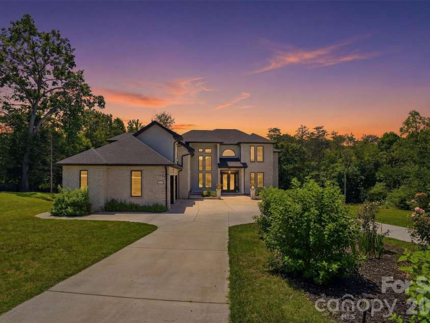 1164 Harper Lee Drive, Newton, NC 28658.  MLS# CAR4391920, YatesRealty ID 30967. 