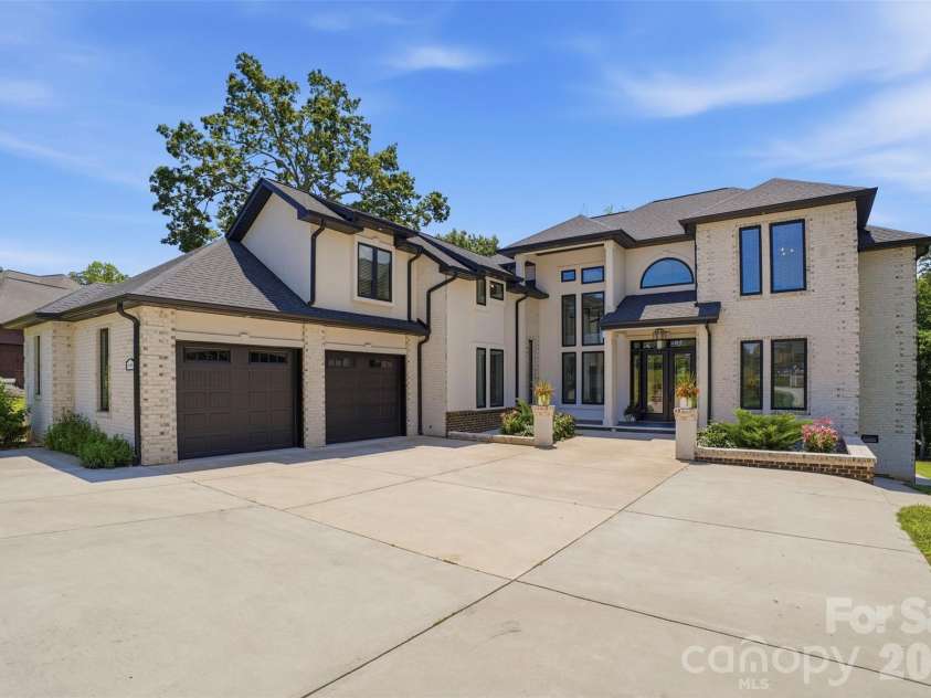 1164 Harper Lee Drive, Newton, NC 28658.  MLS# CAR4391920, YatesRealty ID 30967. 