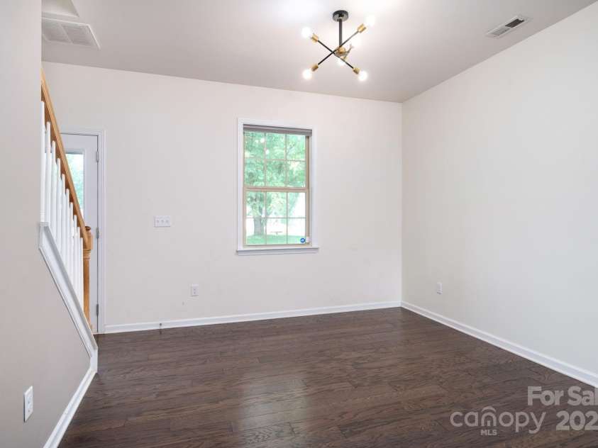 8 Ringed Teal Court, Arden, NC 28704.  MLS# CAR4289804, YatesRealty ID 30967. Not staged dinning area