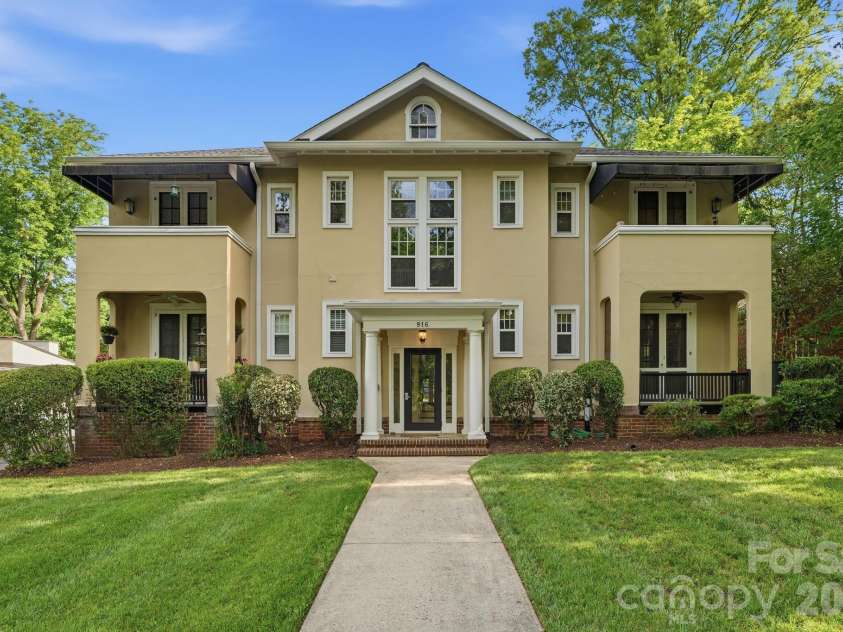 916 Bromley Road, Charlotte, NC 28207.  MLS# CAR4393414, YatesRealty ID 30968. 