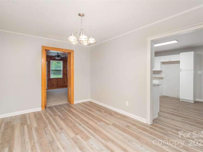 1041 Crowders Creek Road, Gastonia, NC 28052.  MLS# CAR4289688, YatesRealty ID 30969. 