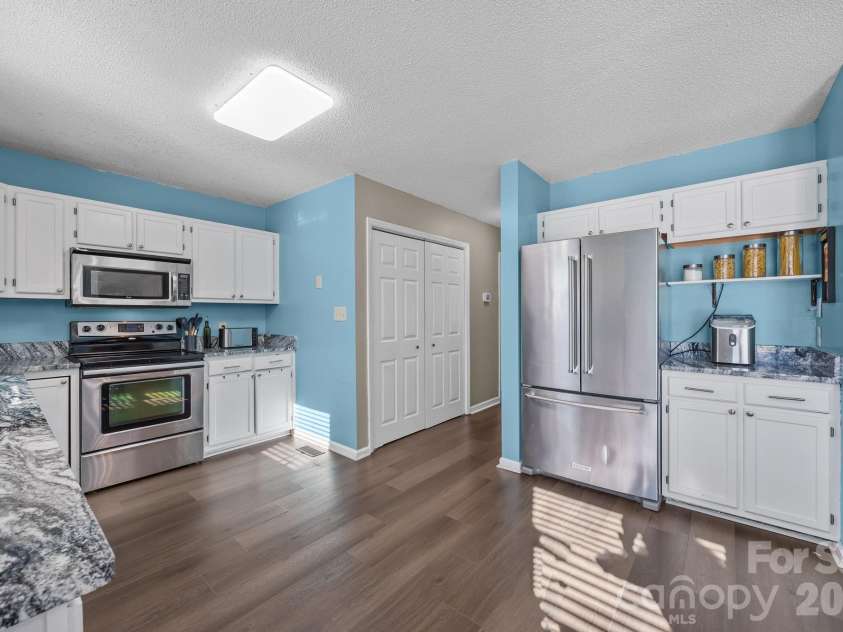 245 Castle Keep Road, Salisbury, NC 28146.  MLS# CAR4334404, YatesRealty ID 30969. 