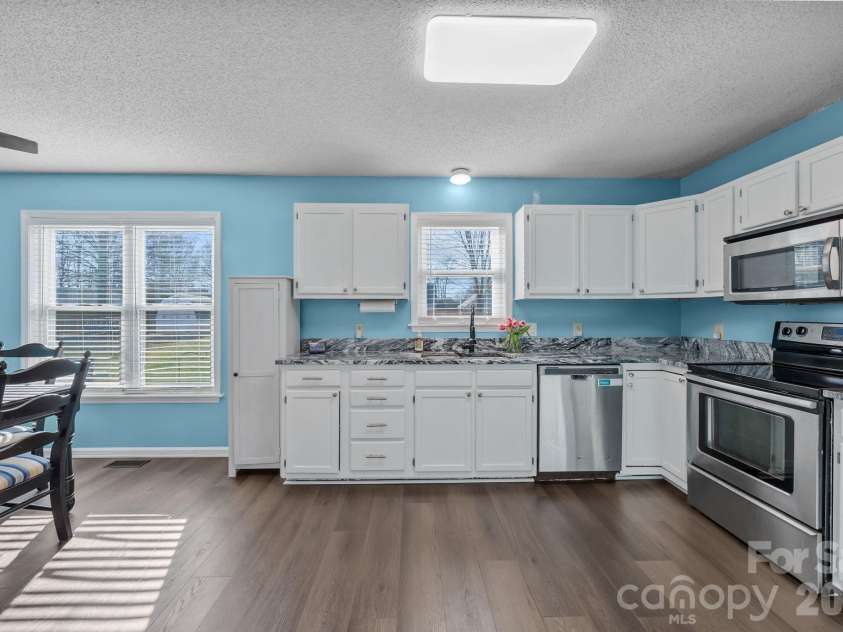 245 Castle Keep Road, Salisbury, NC 28146.  MLS# CAR4334404, YatesRealty ID 30969. 