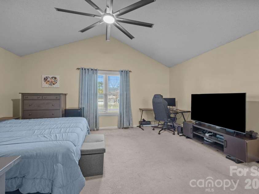 245 Castle Keep Road, Salisbury, NC 28146.  MLS# CAR4334404, YatesRealty ID 30969. 