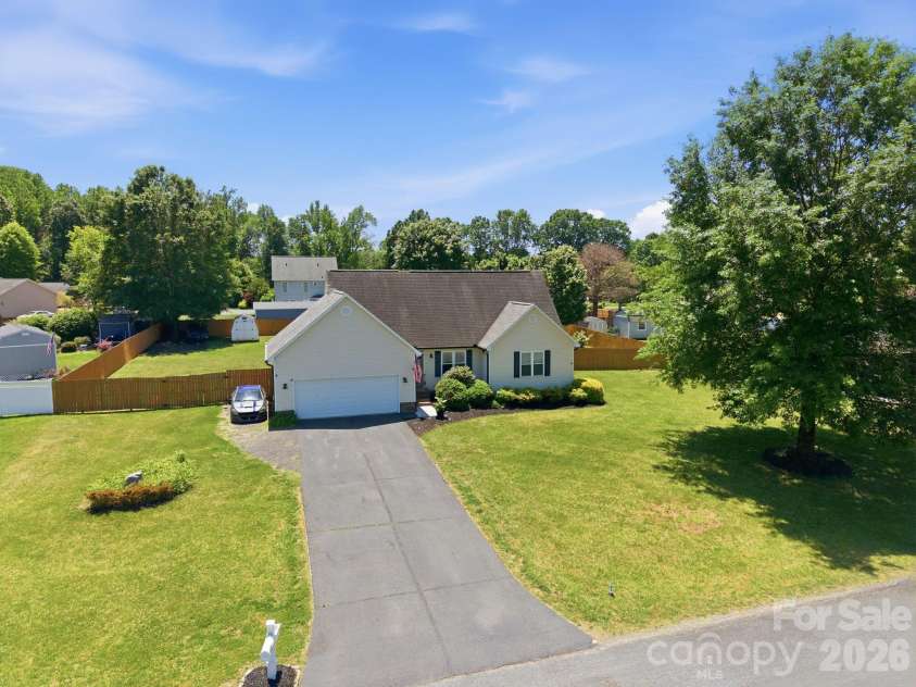 245 Castle Keep Road, Salisbury, NC 28146.  MLS# CAR4334404, YatesRealty ID 30969. 