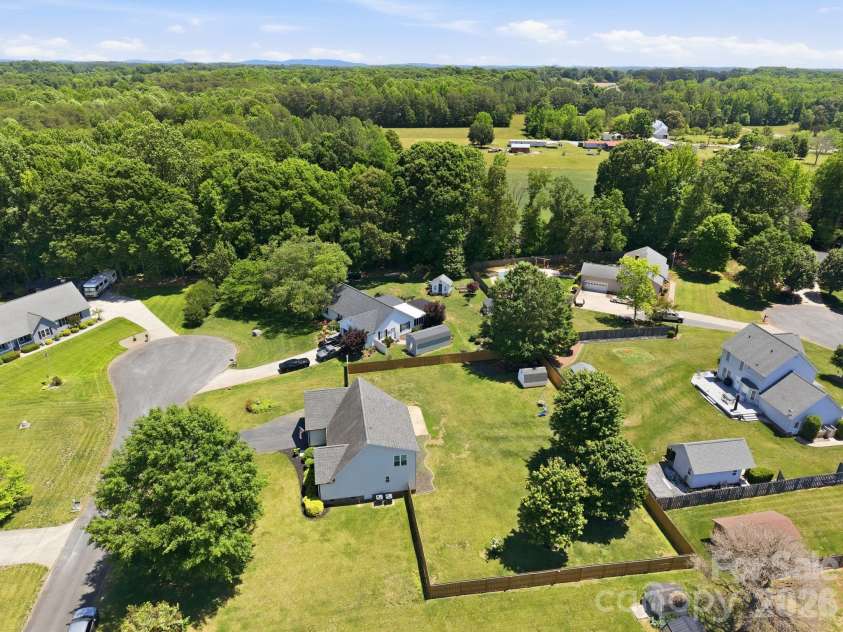 245 Castle Keep Road, Salisbury, NC 28146.  MLS# CAR4334404, YatesRealty ID 30969. 