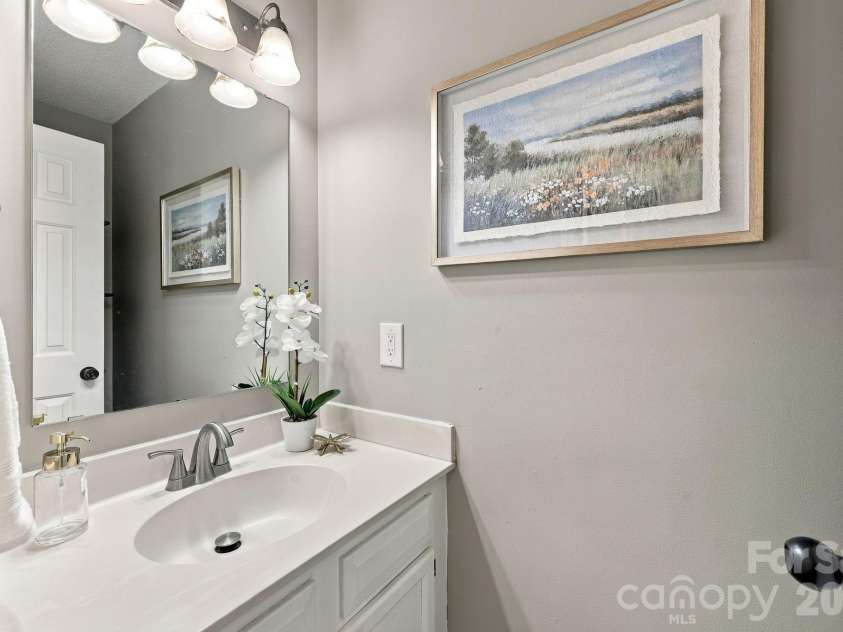245 Castle Keep Road, Salisbury, NC 28146.  MLS# CAR4334404, YatesRealty ID 30969. 