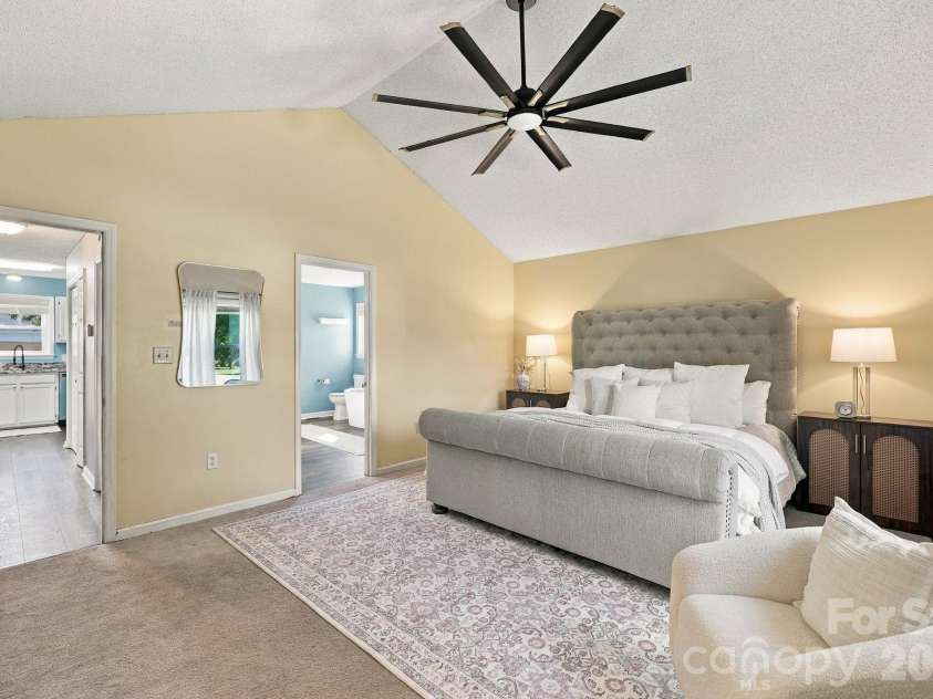 245 Castle Keep Road, Salisbury, NC 28146.  MLS# CAR4334404, YatesRealty ID 30969. 