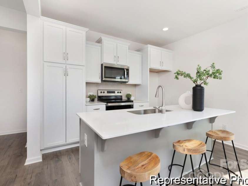 173 Beaver Creek Lane, Statesville, NC 28677.  MLS# CAR4341820, YatesRealty ID 3097. 