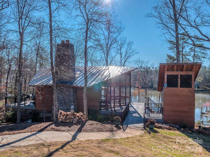 23115 Goose Down Lane, Lancaster, SC 29720.  MLS# CAR4316828, YatesRealty ID 3097. 