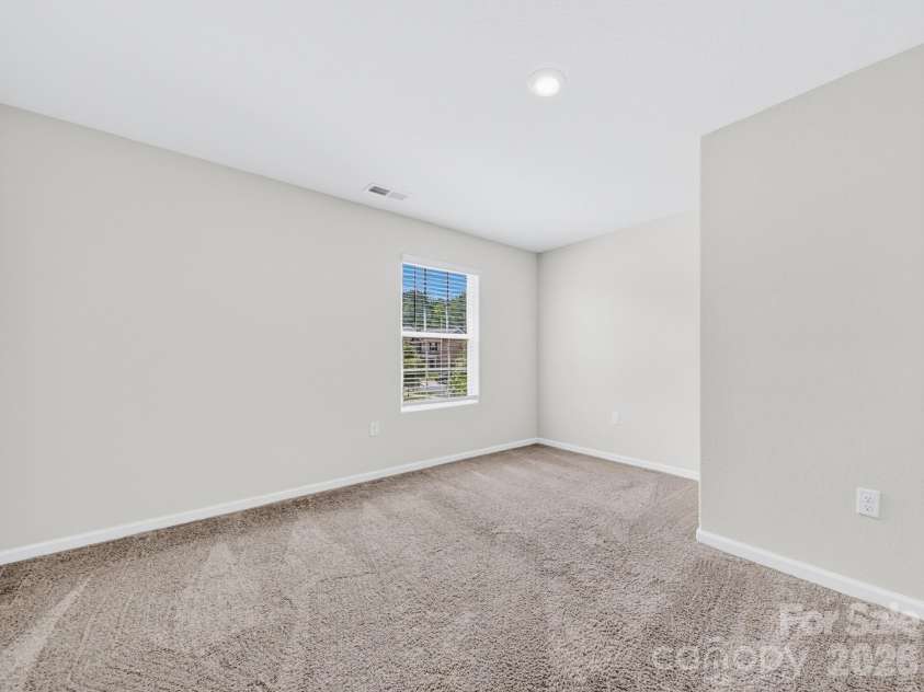 8128 Derby Woods Lane, Charlotte, NC 28214.  MLS# CAR4385212, YatesRealty ID 30971. 3rd bedroom