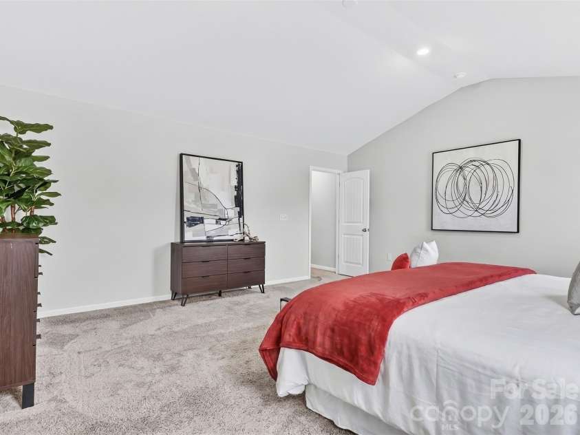 8128 Derby Woods Lane, Charlotte, NC 28214.  MLS# CAR4385212, YatesRealty ID 30971. Primary bedoom