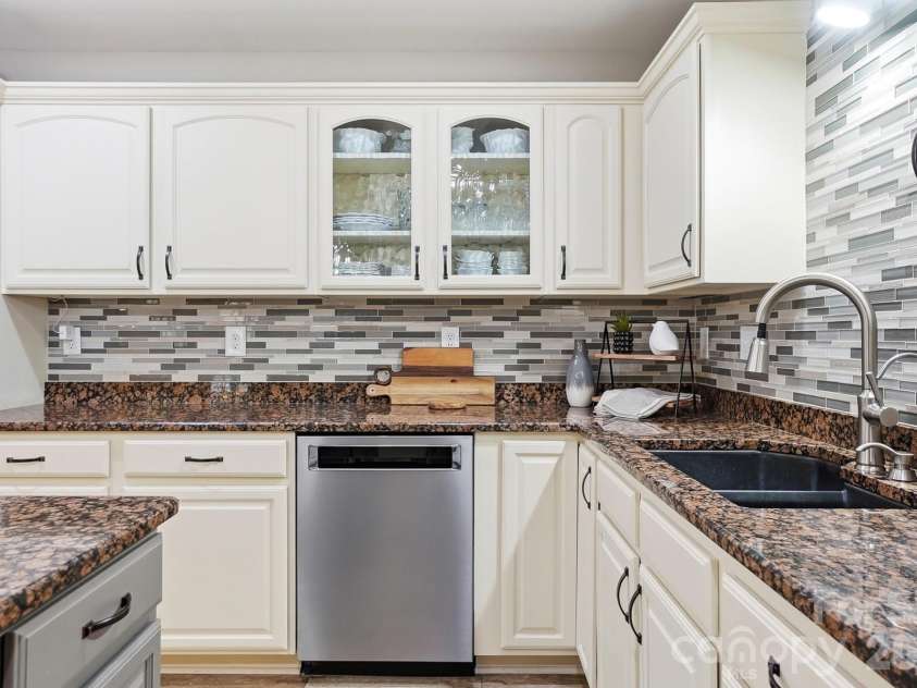 3324 Muddy Creek Road, Midland, NC 28107.  MLS# CAR4383411, YatesRealty ID 30972. 