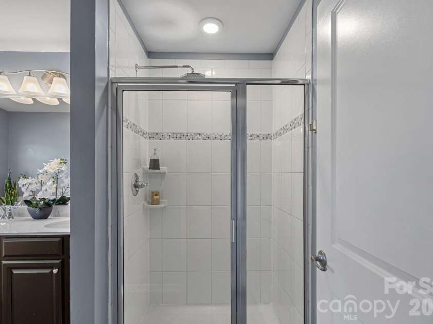 3719 Dolly Madison Road, Charlotte, NC 28208.  MLS# CAR4393149, YatesRealty ID 30975. 