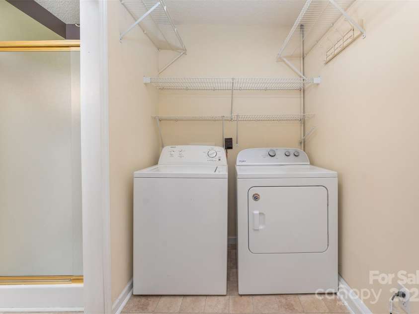 7 Silver Place, Black Mountain, NC 28711.  MLS# CAR4288938, YatesRealty ID 30975. 