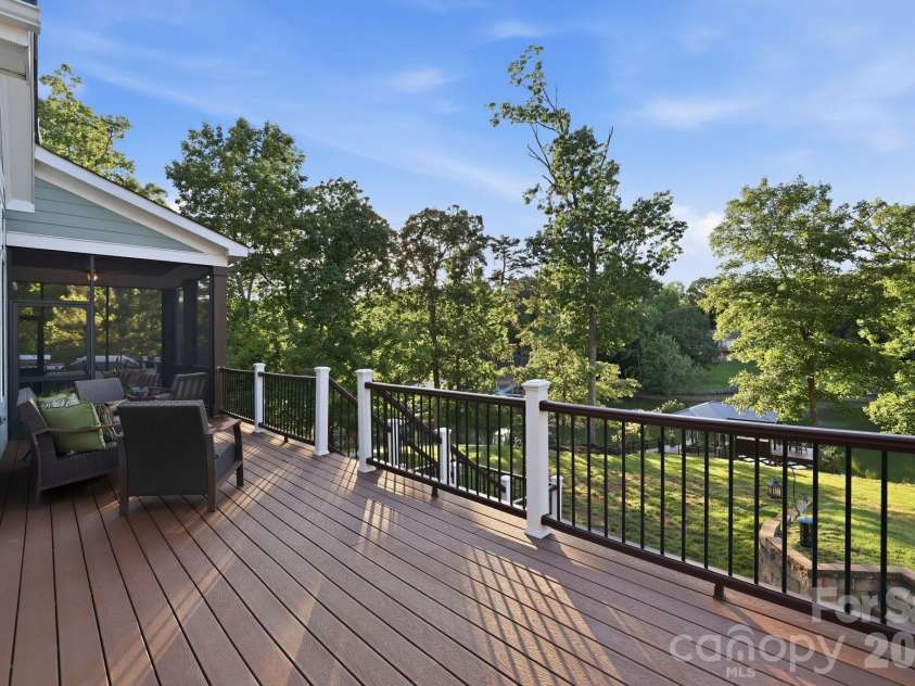 5929 Johnson Road, Clover, SC 29710.  MLS# CAR4393165, YatesRealty ID 30976. 