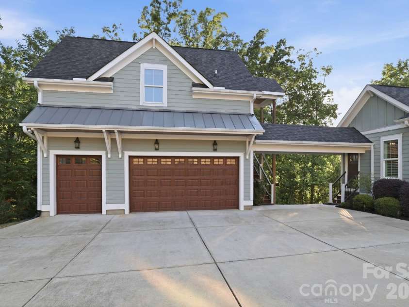 5929 Johnson Road, Clover, SC 29710.  MLS# CAR4393165, YatesRealty ID 30976. 