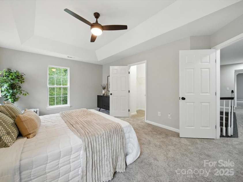 7809 Antique Circle, Waxhaw, NC 28173.  MLS# CAR4278769, YatesRealty ID 30976. 