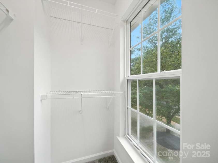 7809 Antique Circle, Waxhaw, NC 28173.  MLS# CAR4278769, YatesRealty ID 30976. 