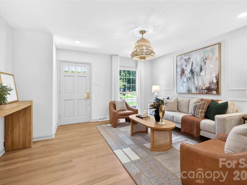4408 Ivanhoe Place, Charlotte, NC 28205.  MLS# CAR4391893, YatesRealty ID 30977. 