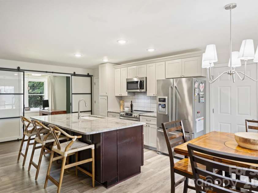 1621 Brook Drive, Fort Mill, SC 29708.  MLS# CAR4393483, YatesRealty ID 30979. 