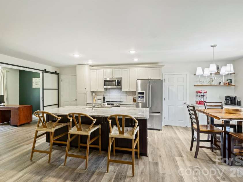 1621 Brook Drive, Fort Mill, SC 29708.  MLS# CAR4393483, YatesRealty ID 30979. 