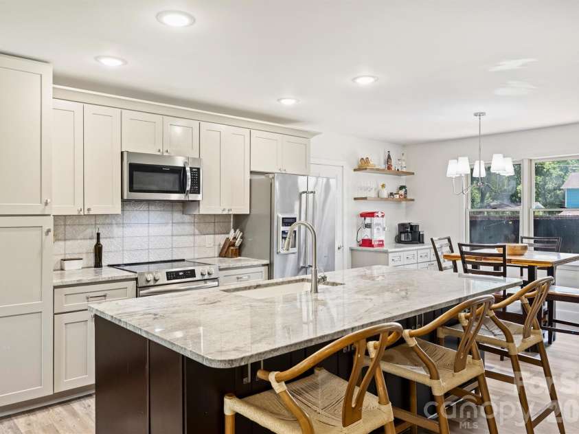 1621 Brook Drive, Fort Mill, SC 29708.  MLS# CAR4393483, YatesRealty ID 30979. 