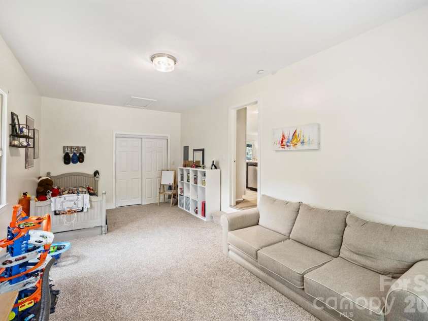 1621 Brook Drive, Fort Mill, SC 29708.  MLS# CAR4393483, YatesRealty ID 30979. 