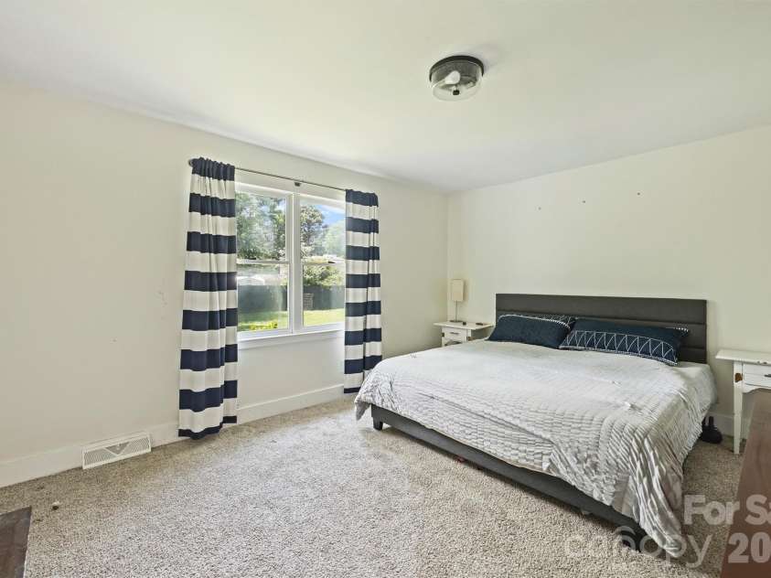 1621 Brook Drive, Fort Mill, SC 29708.  MLS# CAR4393483, YatesRealty ID 30979. 