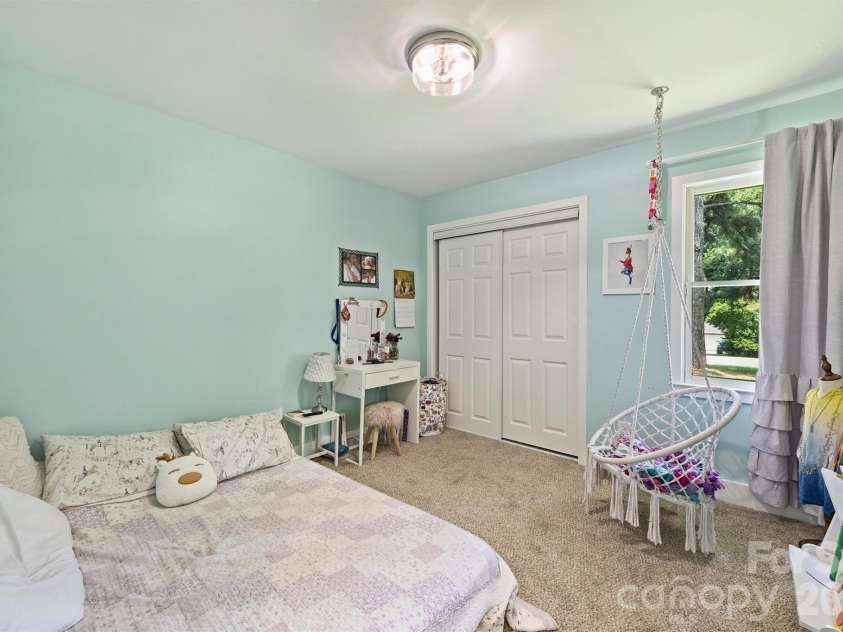 1621 Brook Drive, Fort Mill, SC 29708.  MLS# CAR4393483, YatesRealty ID 30979. 