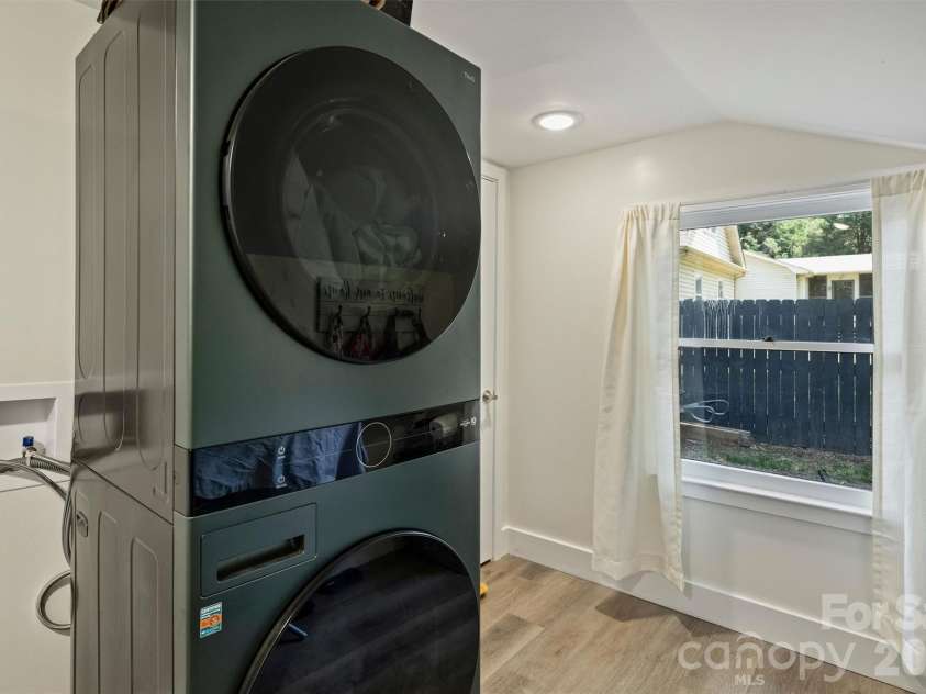 1621 Brook Drive, Fort Mill, SC 29708.  MLS# CAR4393483, YatesRealty ID 30979. 